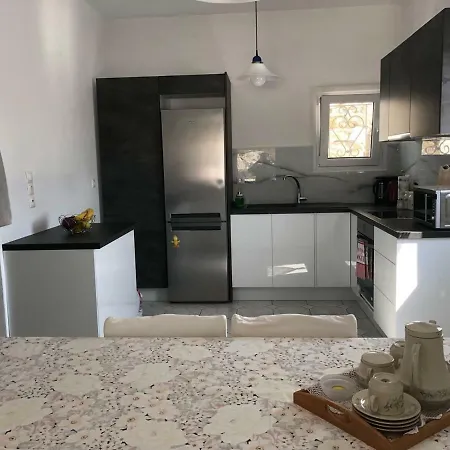 Lovely And Homely Mykonian Feriehus *