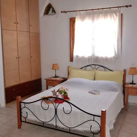 Lovely And Homely Mykonian Panormos (Mykonos)